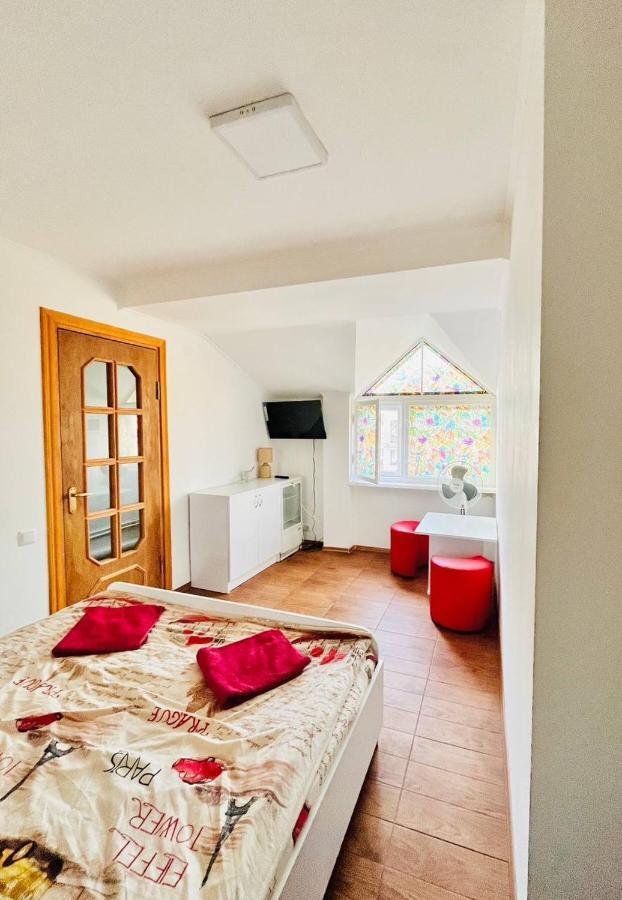 Apartamento Lemberg Relax House Exterior foto